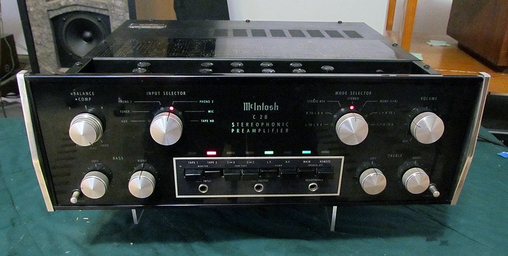 McIntosh C28 Vintage Preamplifier - Fully Functional - SERVICED -