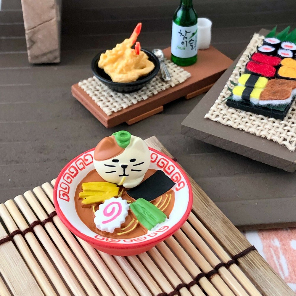 DECOLE Concombre Sushi Cat Miniature 4Pc Set Authentic Japan Hand Painted
