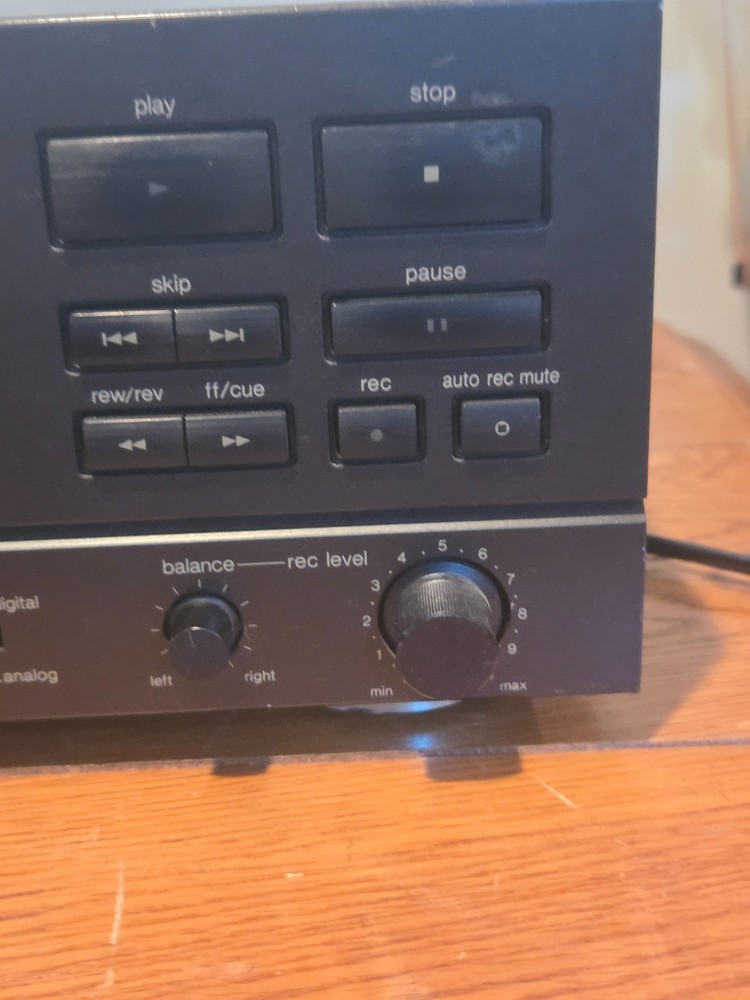 Technics SV-DA10 DAT Player Recorder Digital Audio Tape Deck