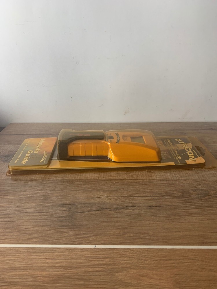 Zircon 61981 Multifunction Electronic StudSensor Stud Finder Pro LCD Finder