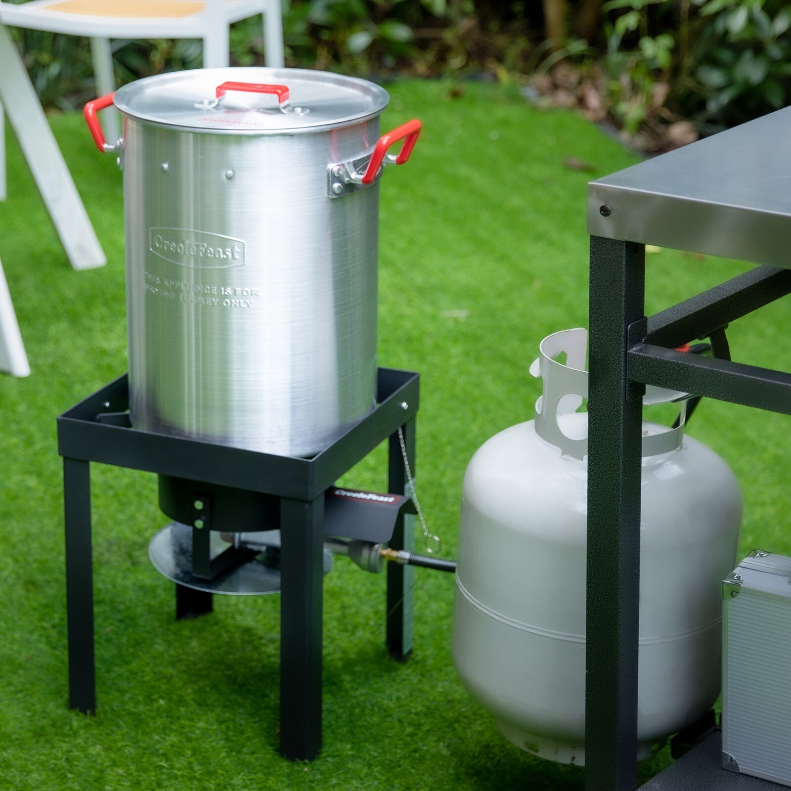 Creole Feast 30 Qt. Turkey Deep Fryer Pot Outdoor BBQ Cooker Thanksgiving Day