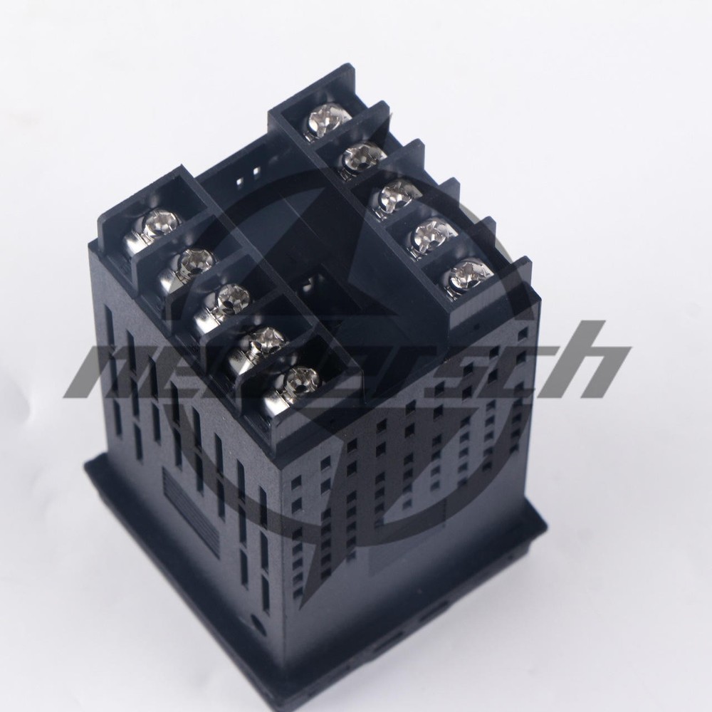 ONE Omron E5CN-R2MT-500 New 100-240V Temperature Controller