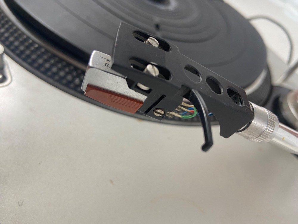 Technics SL-1600MK2 Direct-Drive Turntable Works