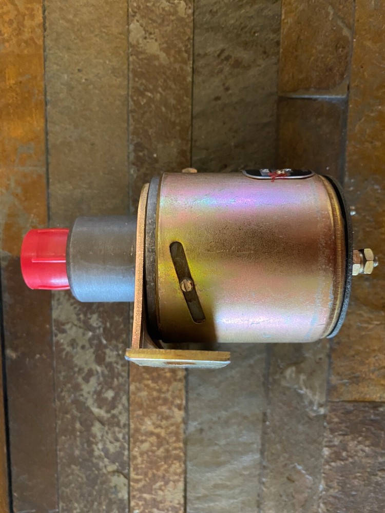 ( 1 ) Synchro-Start Gas Turbine Engine Governor Overspeed Control Switch SA-504