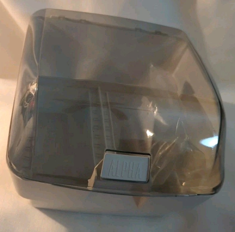 Alpha Multi-Media Storage Box Vintage Disk/CD Organizer - READ
