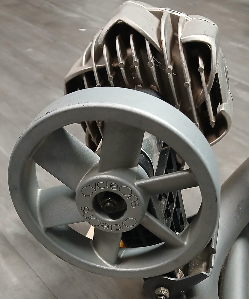 CycleOps Fluid2 Indoor Trainer