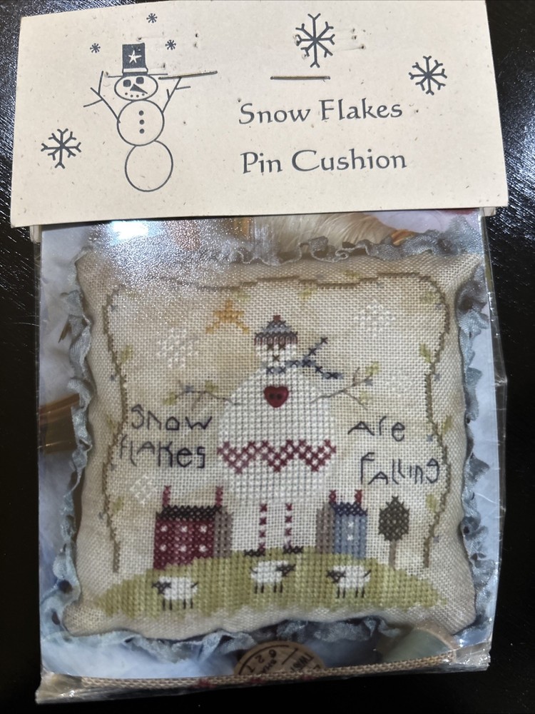 Snowflake Pincushion quilting pattern Sealed
