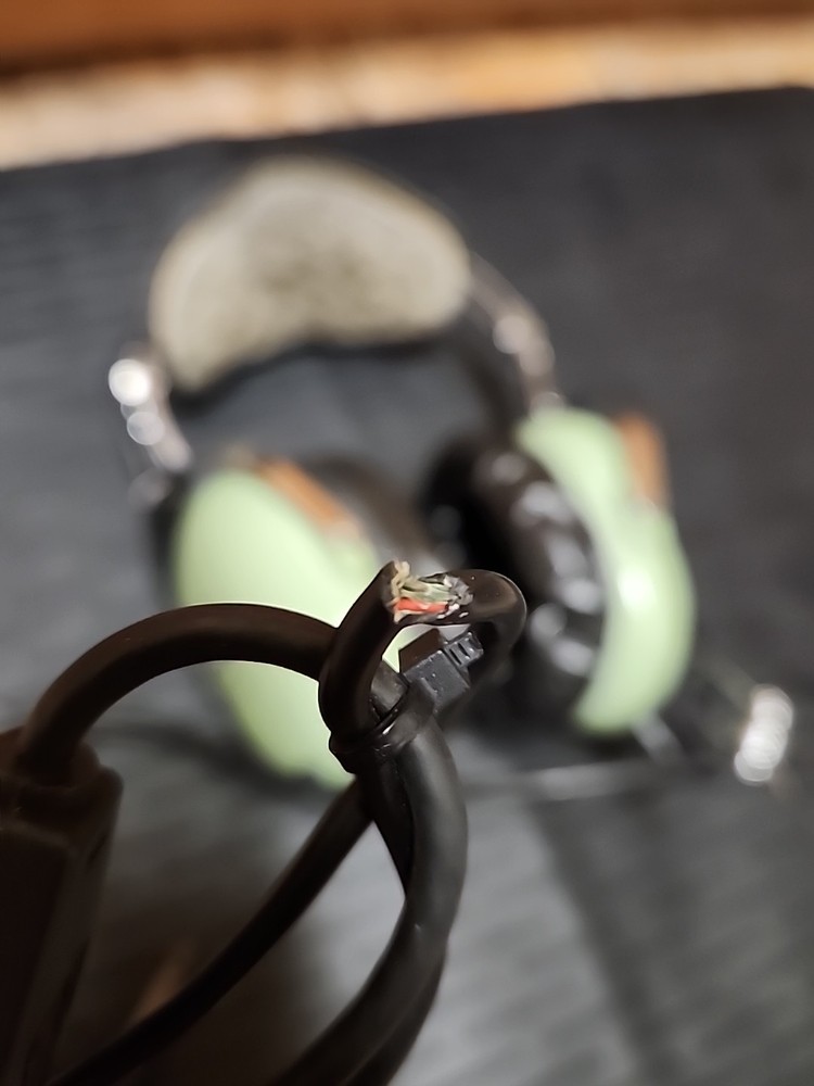 David Clark TSO-C58a Aviation Headset Model M-4 UNTESTED