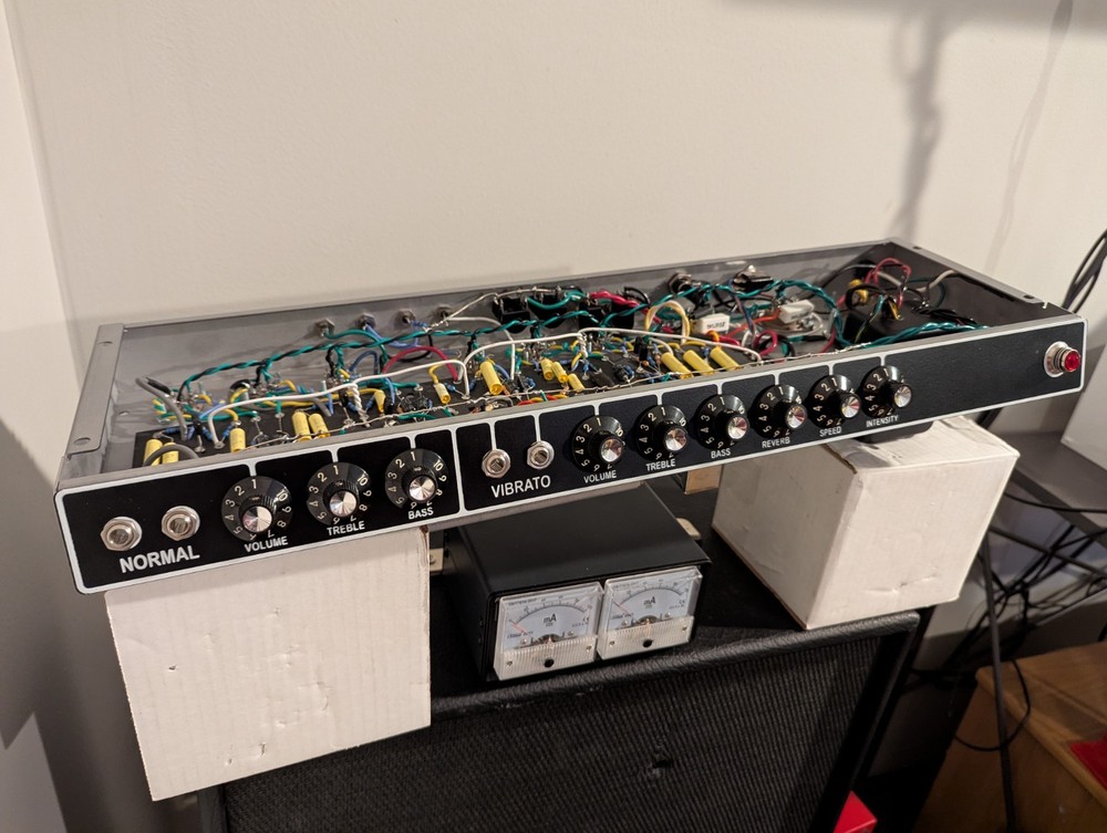 Deluxe Reverb clone chassis-only