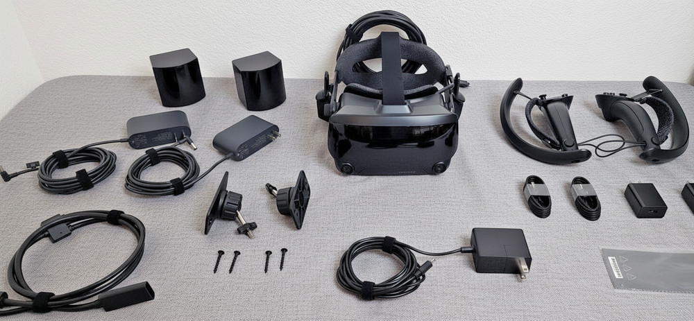 Valve Index PC & Console VR Headset Full Kit w/ 2.0 Base Stations