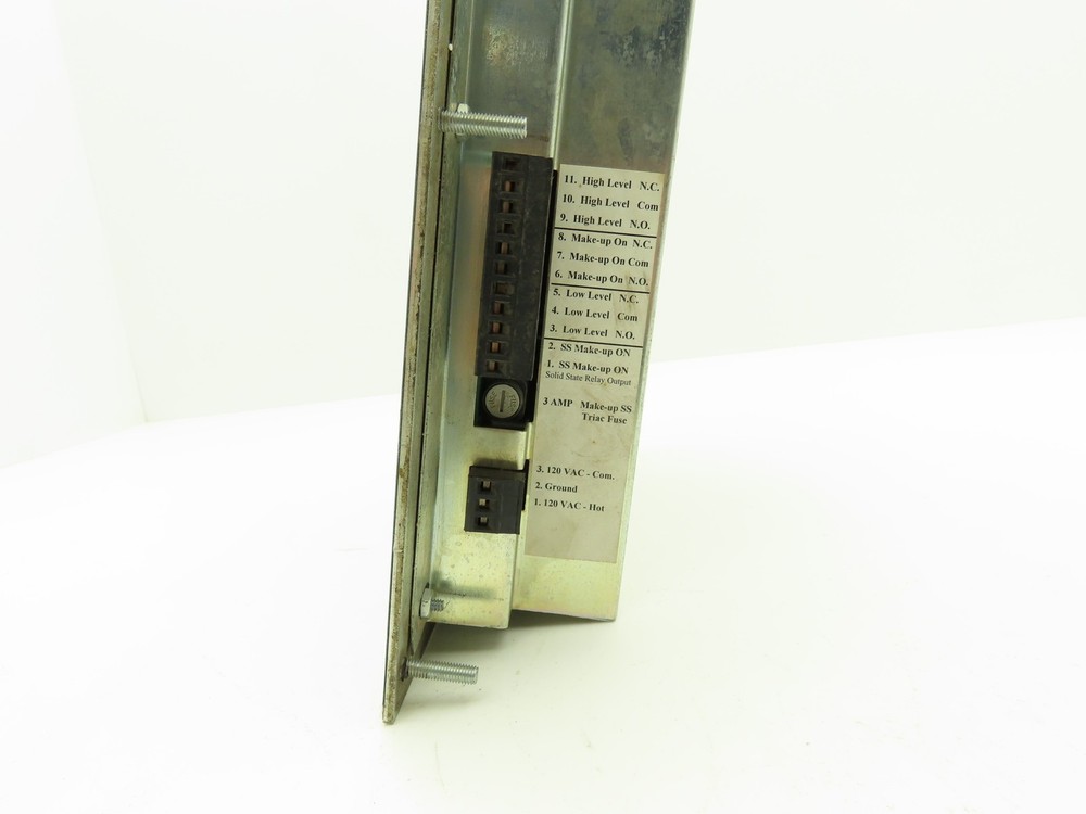 DistaView LiquaVision Liquid Level Make-Up Control Unit Version 1.1