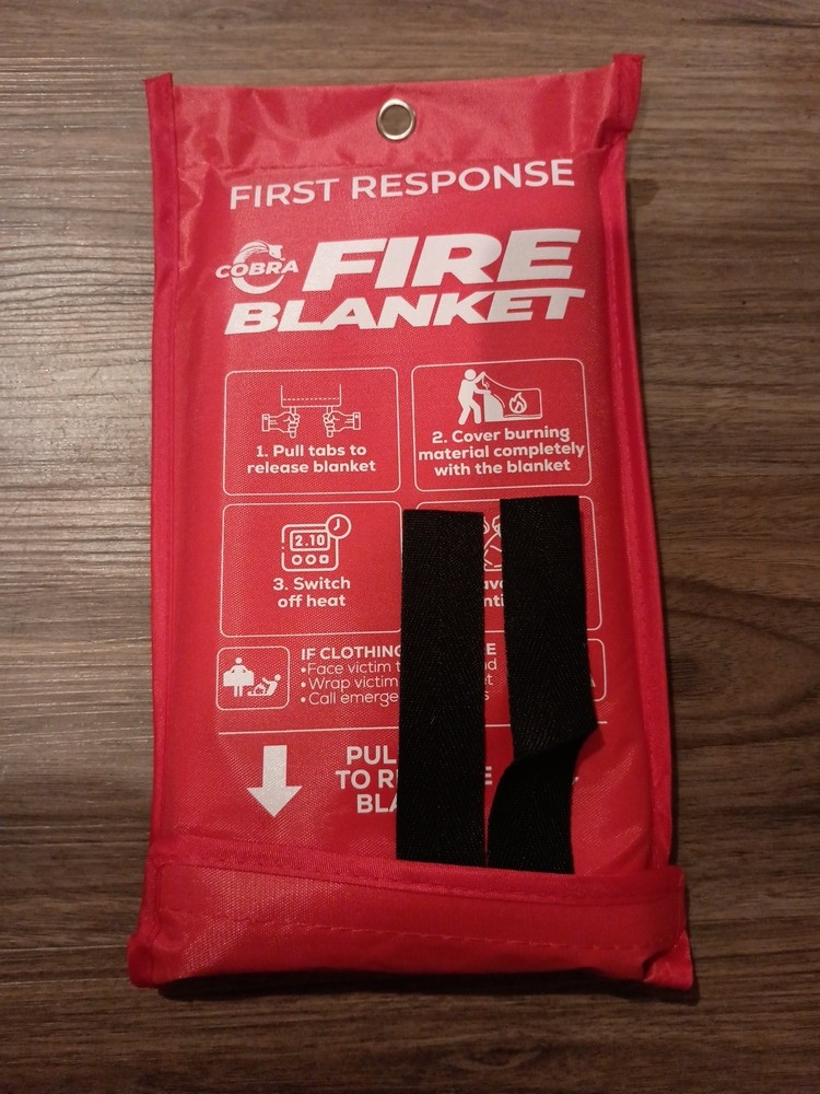 Emergency Fire Blanket - Mart Cobra