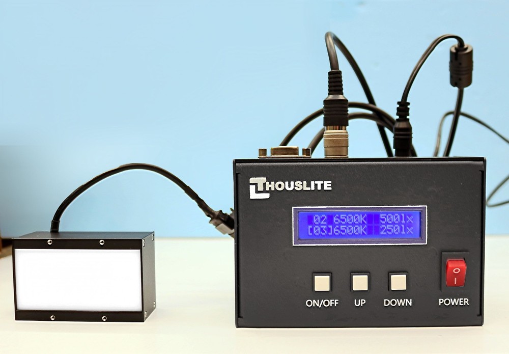 Thouslite Multi-channel LED Calibration Source 7335MS