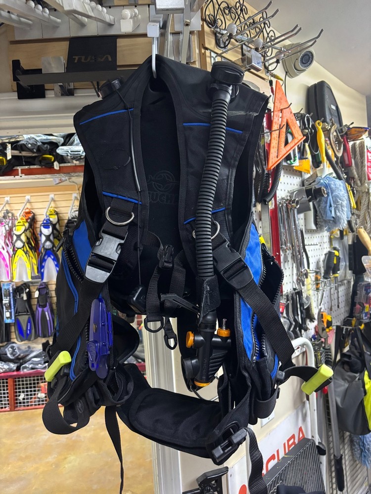 SCUBA Beuchat Weight Integrated BCD