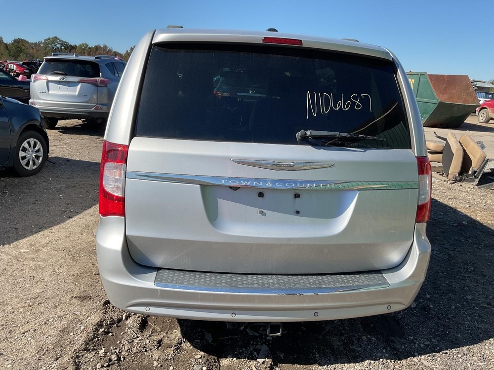 Used Blind Spot Detection System Warning Control Module fits: 2012 Chrysler Town