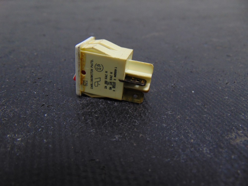 Whirlpool Range RF375PXDQ0 Rocker Switch 3182718