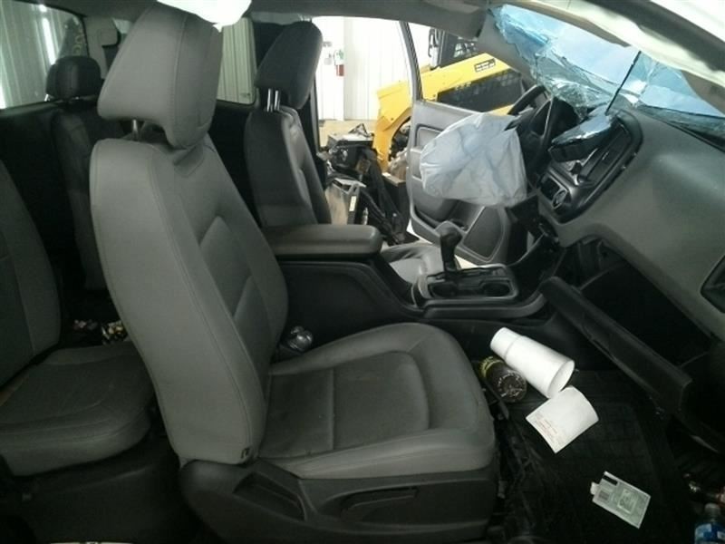 COLORADO 2015 High Mounted Stop Light 104661379