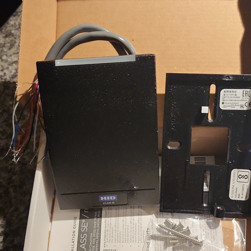 HID iCLASS SE R40 RFID Reader Wall Switch Access Control 920NTPNEKE013M