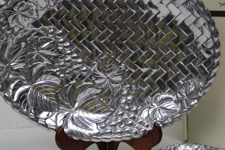 Lenox Grape Weave 2-Pc Chip & Dip Metal Serveware Original Box