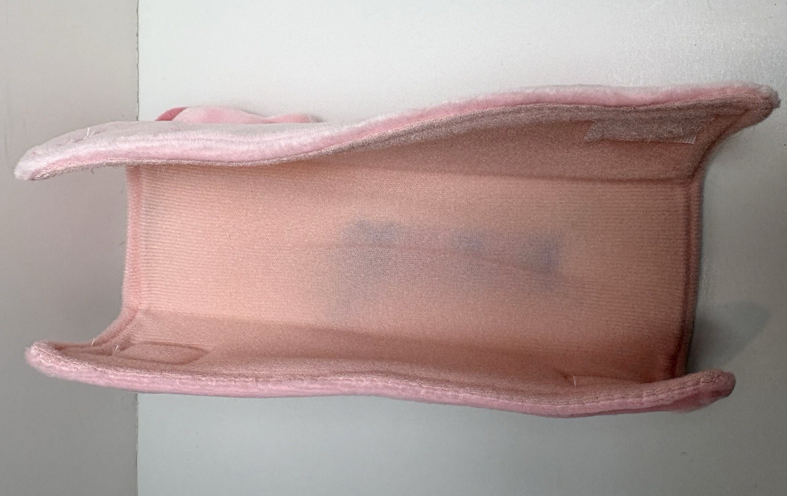 Nintendo KIRBY Plush Car Seat Belt Shoulder Cover 7 inches long 3 inches wide