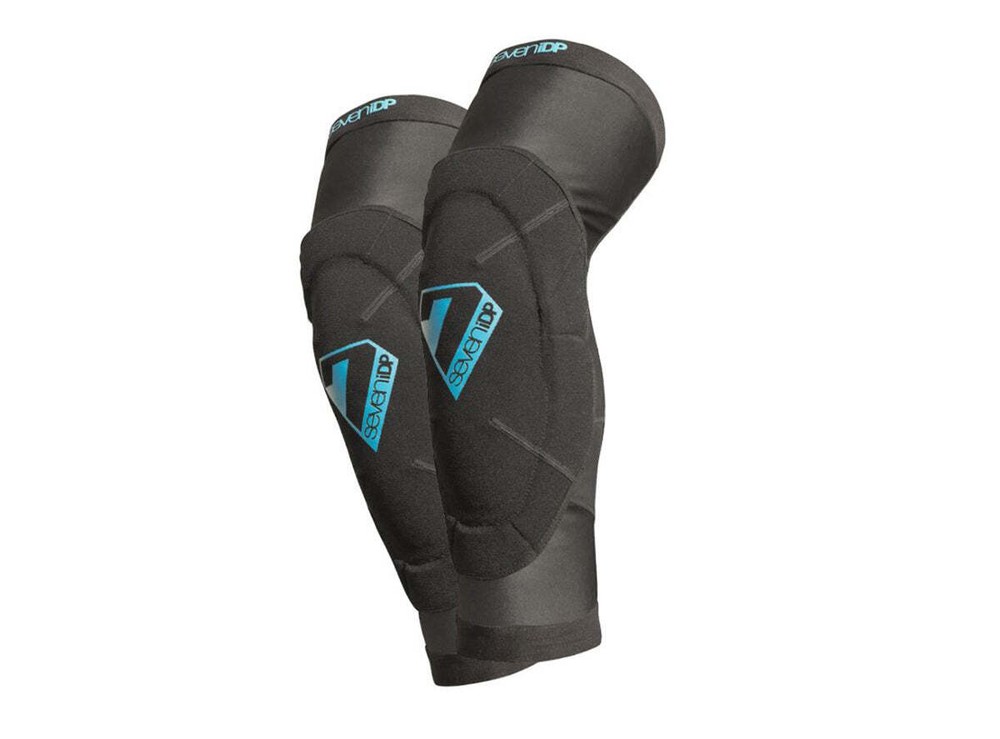 7 iDP Sam Hill Knee Pads - Black