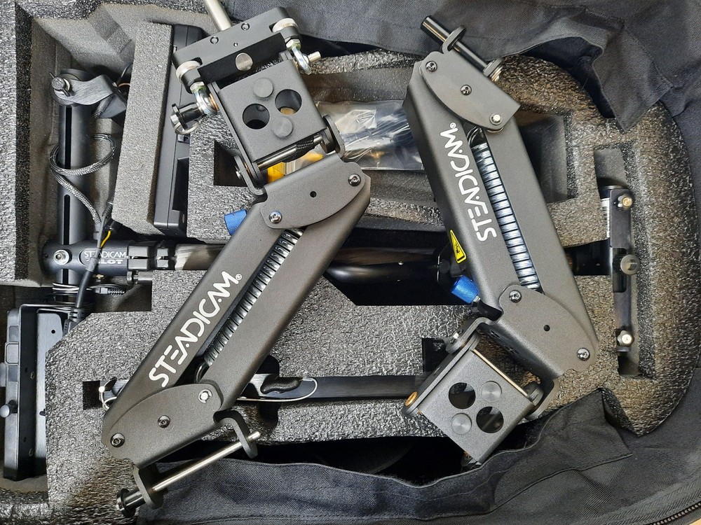 Steadicam Pilot Camera Stabilizer With Backpack Case