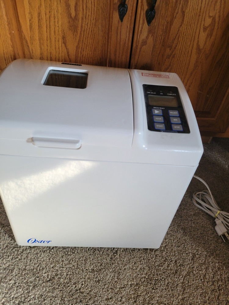 Oster Automatic Bread Maker 2 Lbs Loaf Model 4839 Works Great