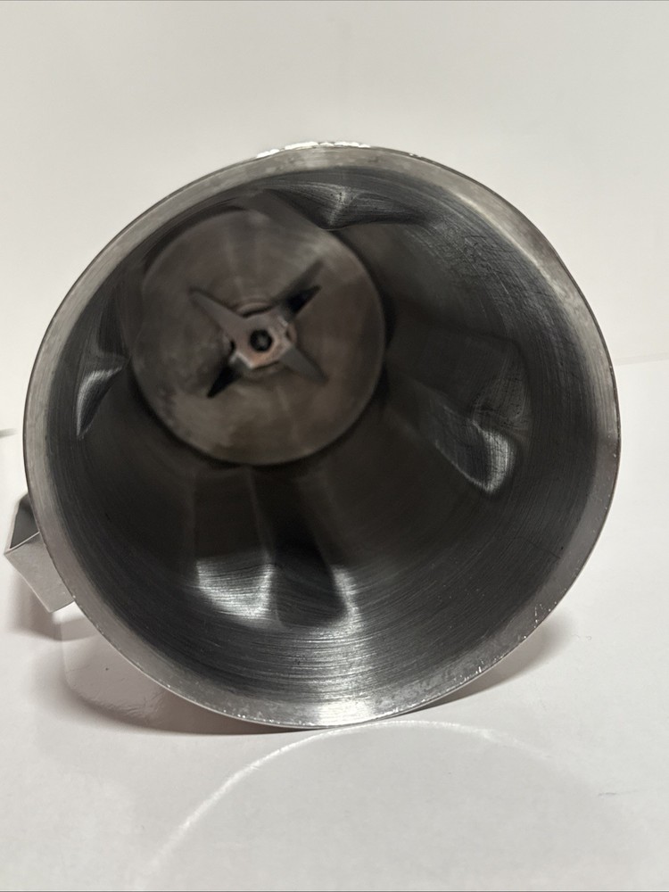 Waring 64 Oz Stainless Steel Container Assembly/Read