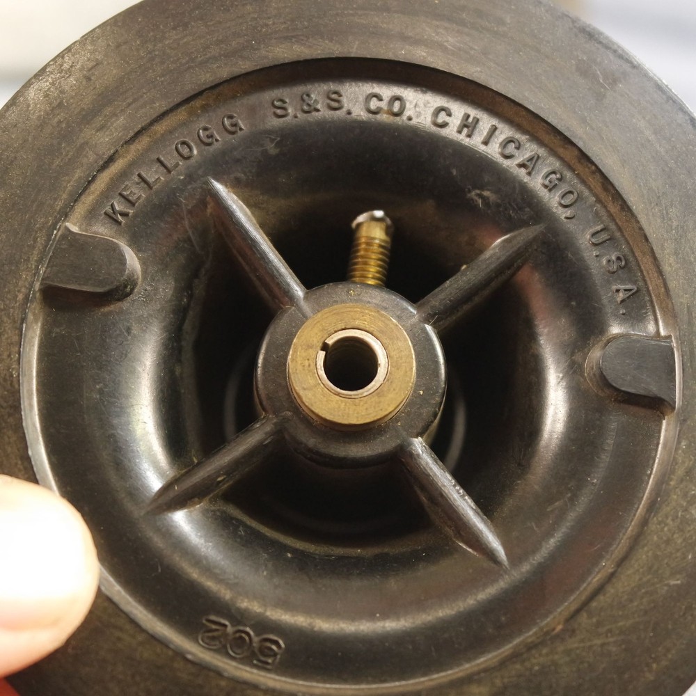 1920s Pair of 4" Knobs Kellogg S&S #502 Early TRF Battery Sets 2 vintage Knobs