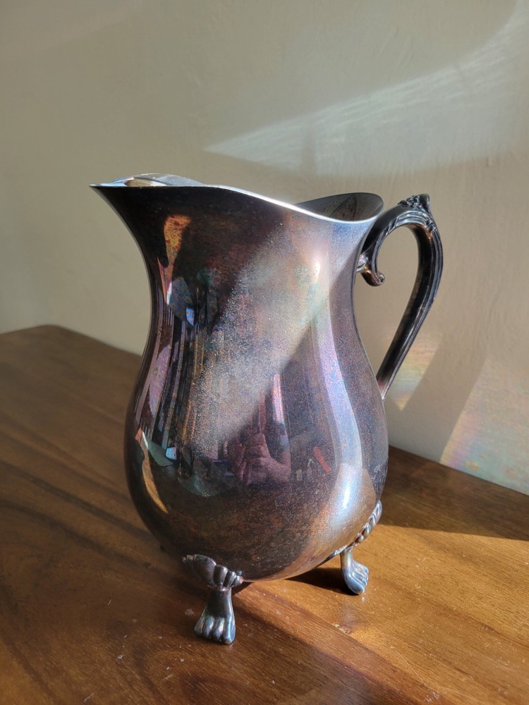 Leonard Silverplate Pitcher with Decorative Paw Feet Post-1940