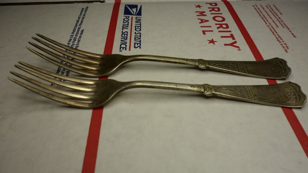 2 Rogers & Bro Dinner Forks 7.25 Inch Silverplate Flatware  Xll