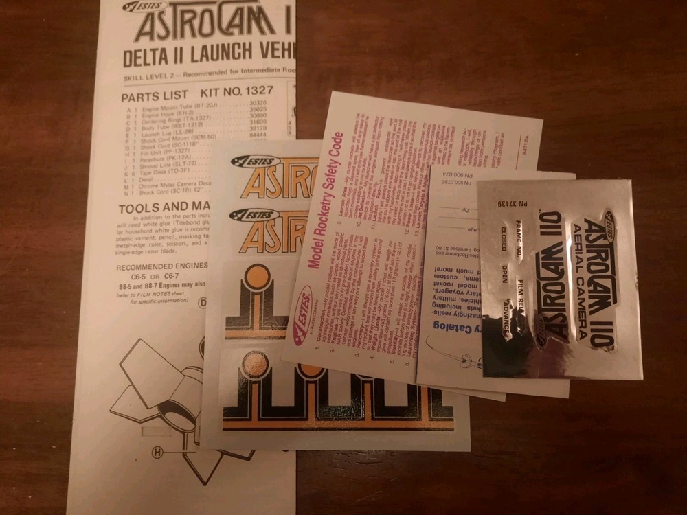Classic Estes ASTROCAM 110 model rocket kit