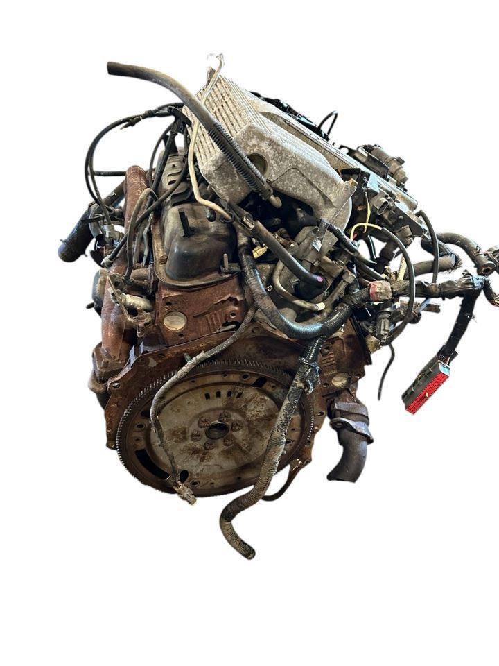 MOUNTNEER 2000 Glove Box 18925