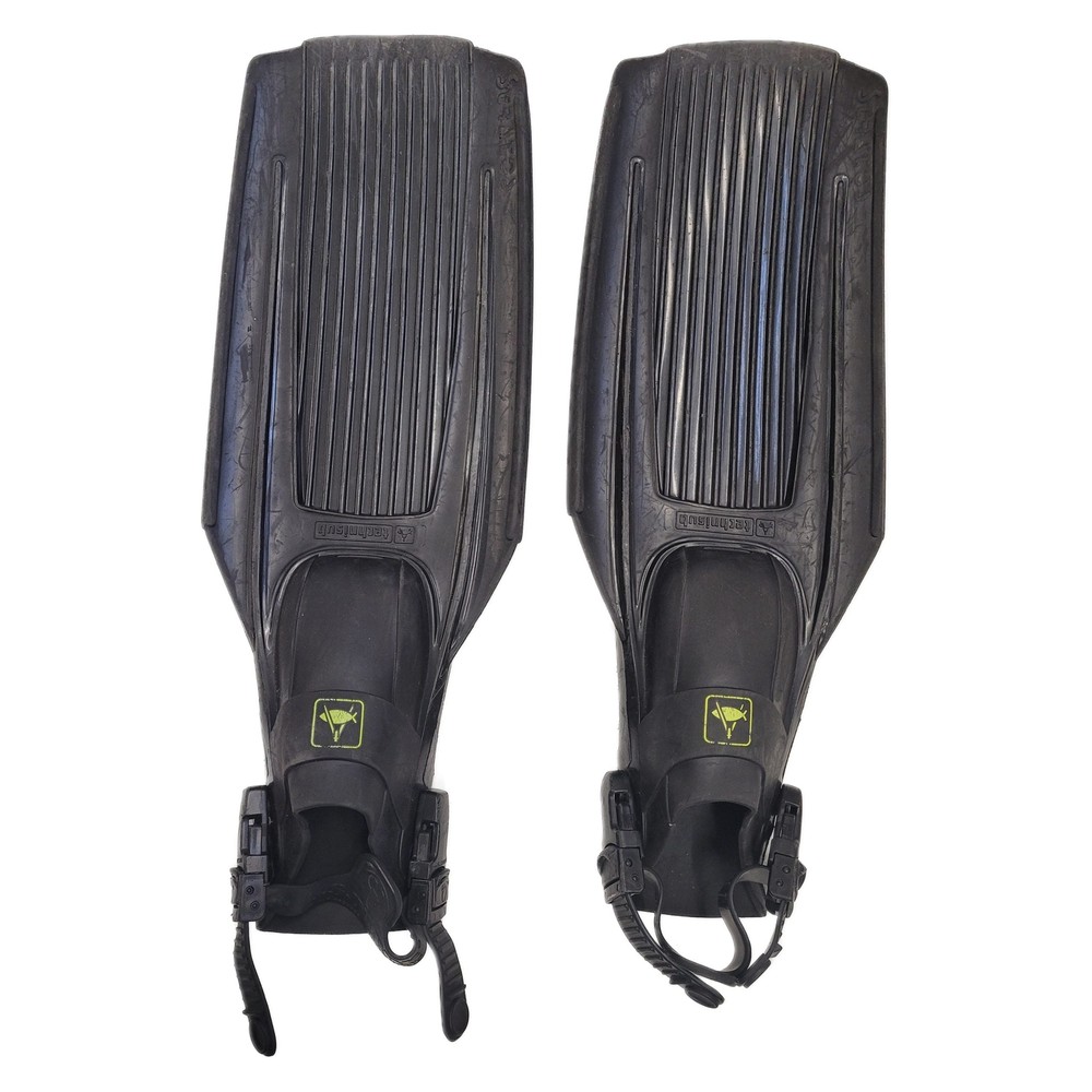 U.S. Diver's Technisub Dive Fins "M"