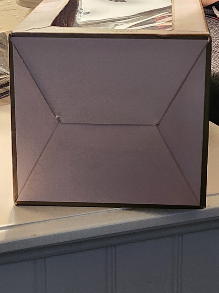 SUPER RARE GOLD LUXE GUMBALL MACHINE NWB
