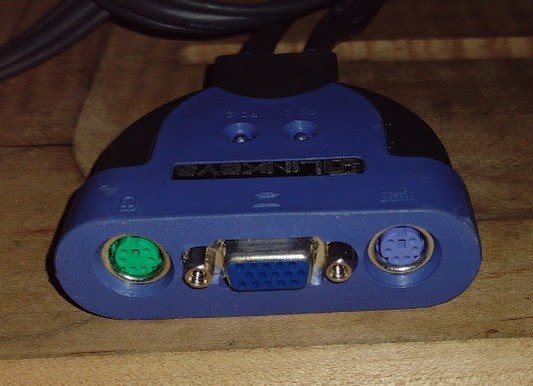 Linksys Proconnect Series Integrated KVM 2-Port Switch KVM2KIT