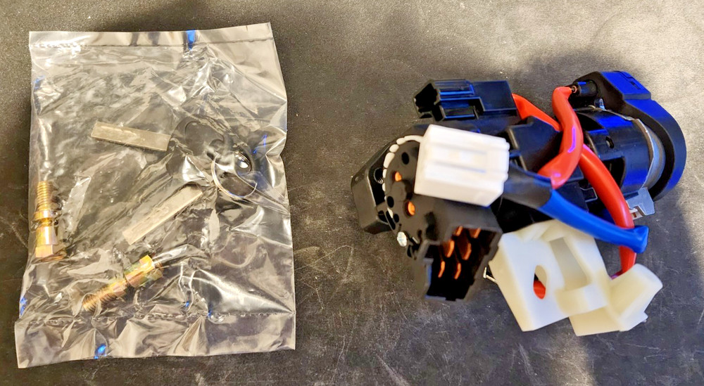 81900-D5B00 Ignition Lock Switch Assembly with Keys For Kia Optima 2016-2020