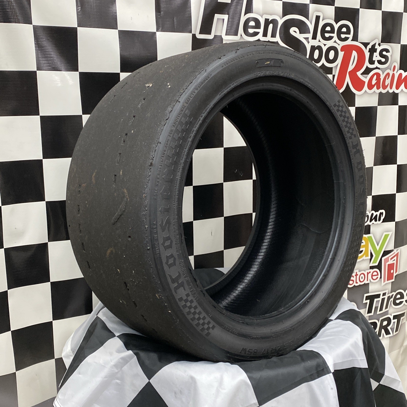 354-1 USDRRT HOOSIER DOT Road Race Tire 275/35 ZR17 R7