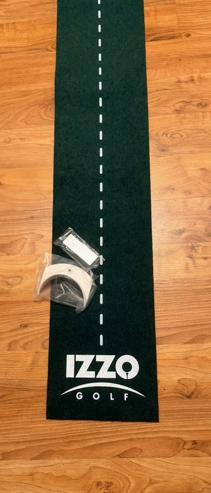 NEW Izzo Golf 8” x 8" Practice Putting Mat With Mirror & Movable Cup