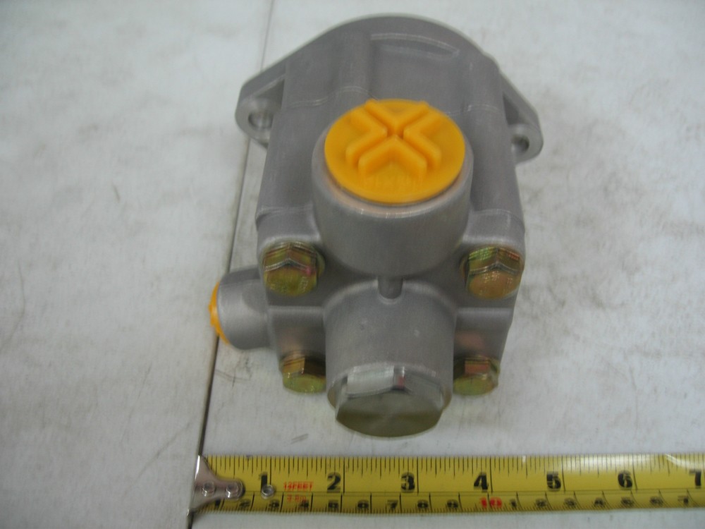 Power Steering Pump RH Rotation for International Excel# 451421E Ref# 1663204C91