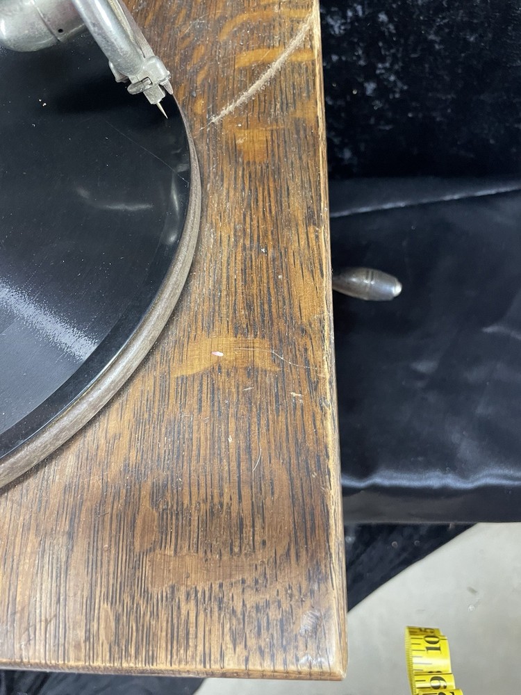 Vintage Silvertone Phonograph Record Player Oak Box AS IS