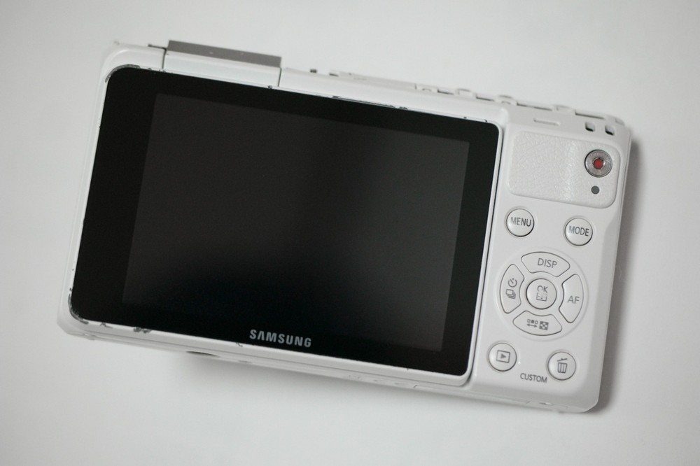 Samsung NX mini Camera [Read "Description"]