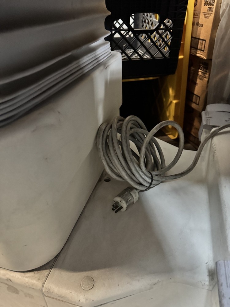 GE Apix CV Imaging table