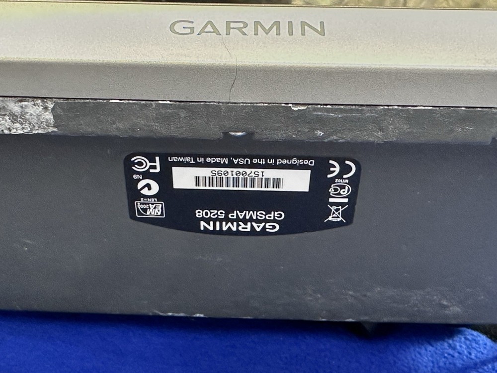 Garmin GPSMAP 5208 Chartplotter Display As-Is - For Parts - Bad Screen