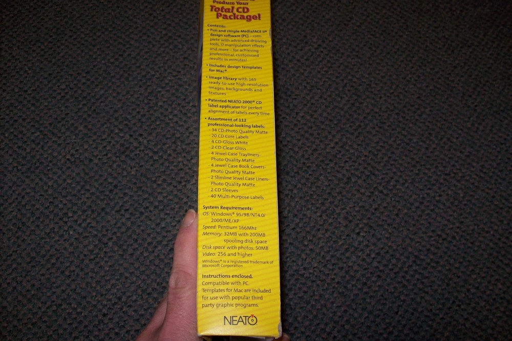 Fellowes Neato Label Suite for CD & DVD Labeling System = Me76 Total Labels