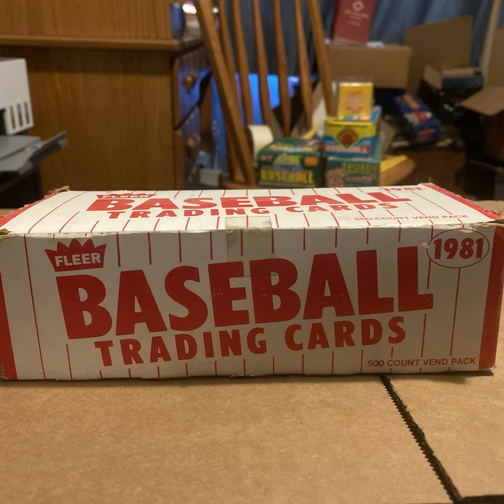1981 Fleer Baseball Trading Cards 500 Count Vend. Pack Box, Rare!