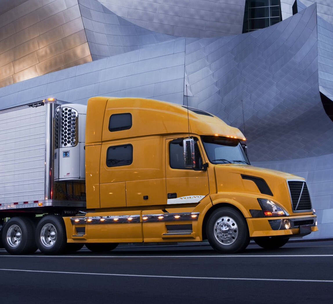 Stainless Steel Lower Door Plate Trim for 1998-2017 Volvo VNL Right & Left Side