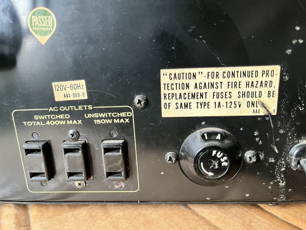 PIONEER ELECTRONIC CROSSOVER NETWORK MODEL SF-850