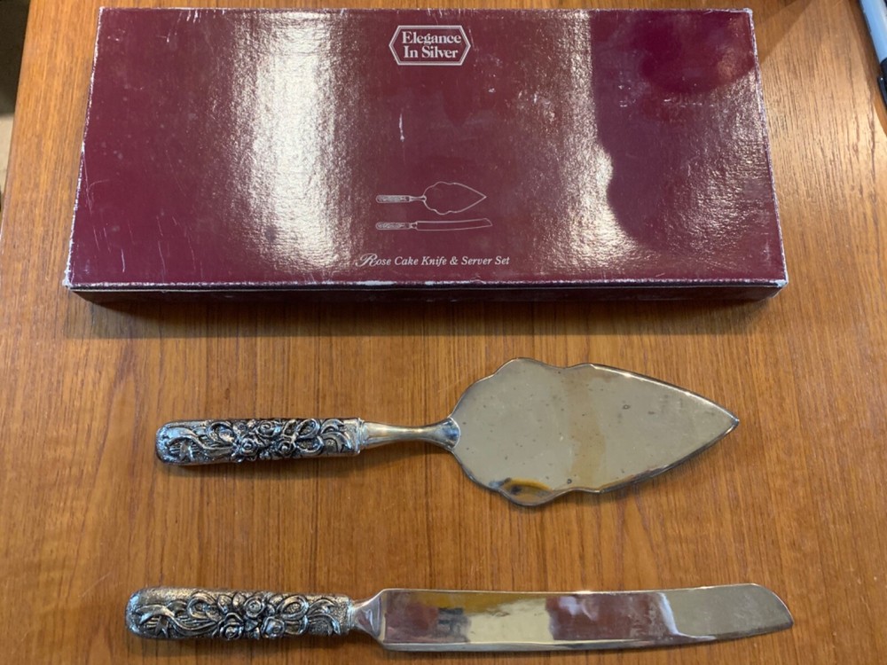 Elegance in silver, Rose Cake Knife  & Server Set