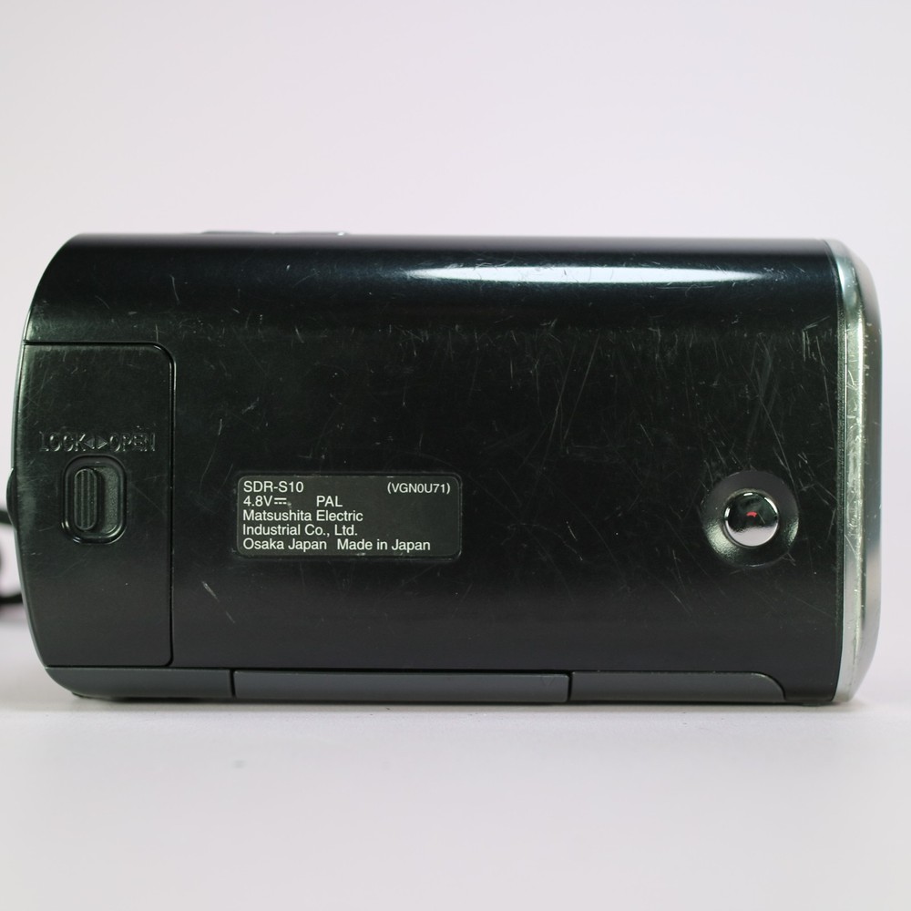 Panasonic SDR-S10 Handheld Digital Camcorder Black Tested Full Working Set